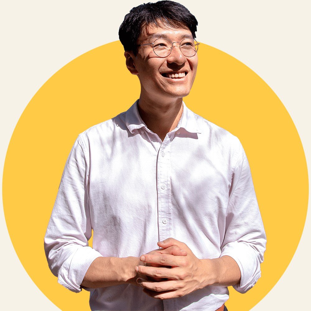 Official portrait of Oliver Ma