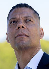 Official portrait of Ramsey Robinson