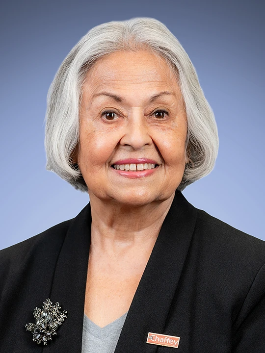 Official portrait of Gloria Negrete-McLeod