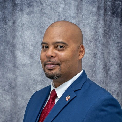 Official portrait of Steven Bluitt Flowers