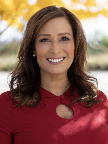 Portrait of Rosilicia Ochoa Bogh