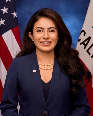 Official portrait of Sasha Renée Pérez