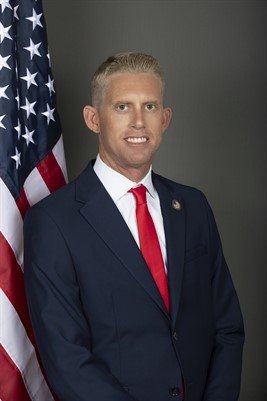 Official portrait of Josh Steeber