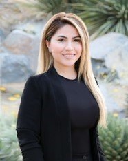 Official portrait of Mayra Perez