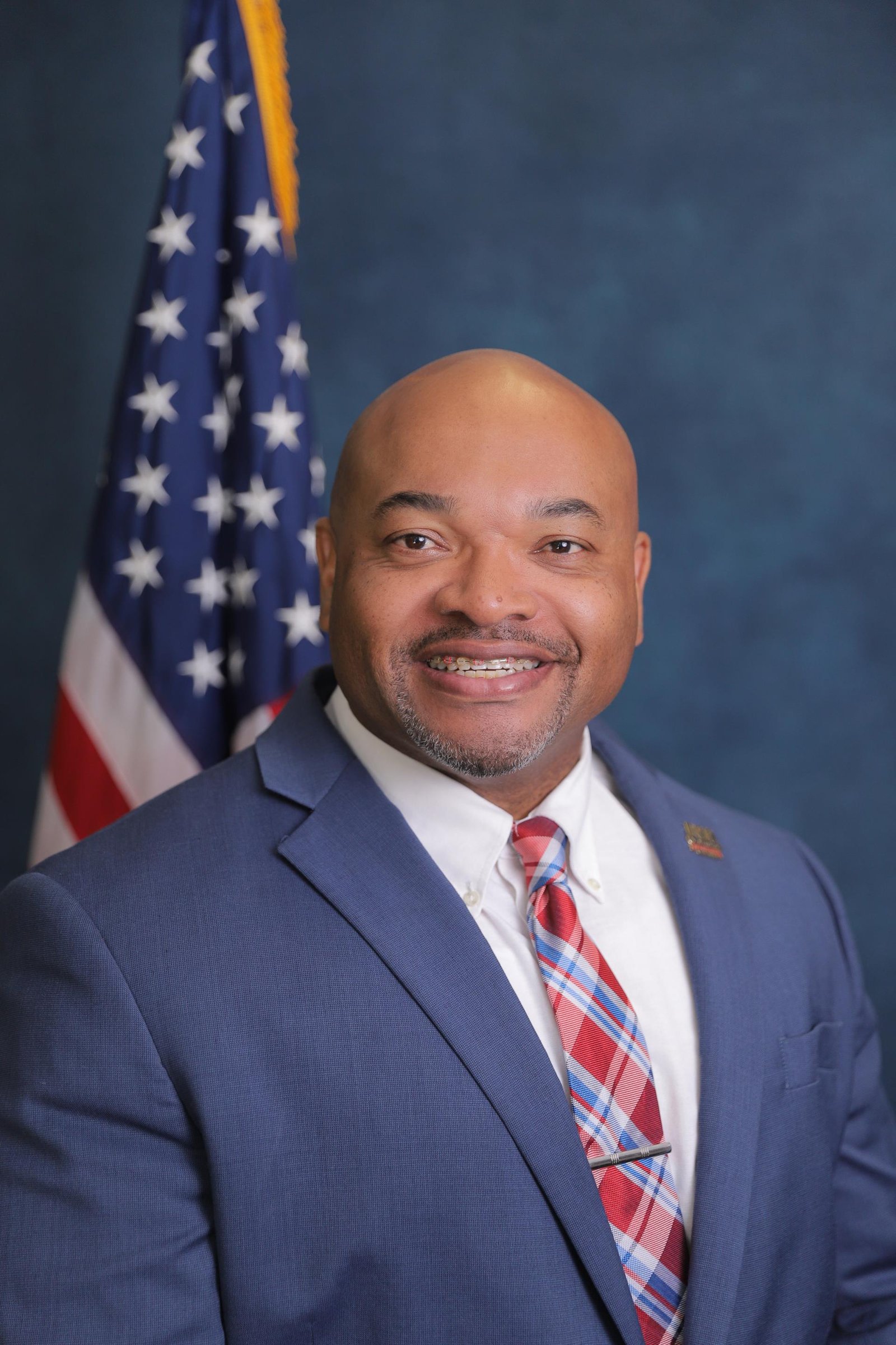 Official portrait of Waymond Fermon