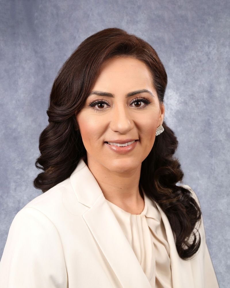 Official portrait of Jamie Anaya