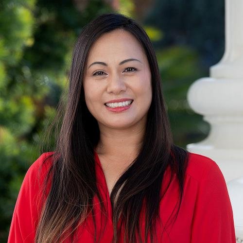 Official portrait of Stephanie Nguyen