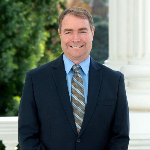 Official portrait of Damon Connolly