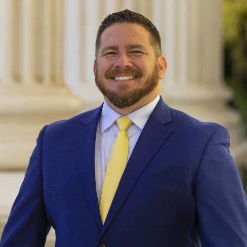 Official portrait of Juan Alanis