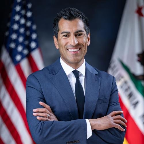 Official portrait of Robert Rivas