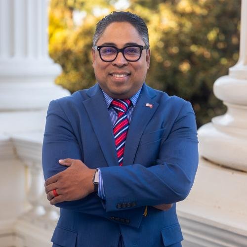 Official portrait of Jeff Gonzalez