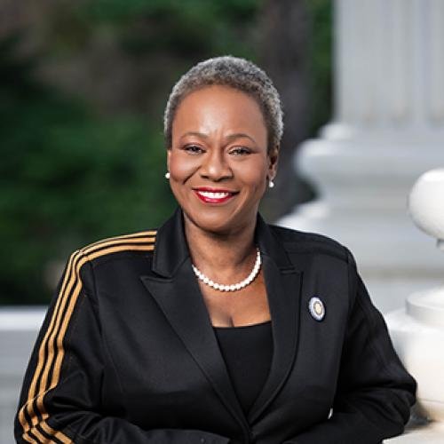 Official portrait of Tina S. McKinnor
