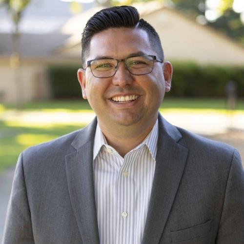 Official portrait of Josh Hoover
