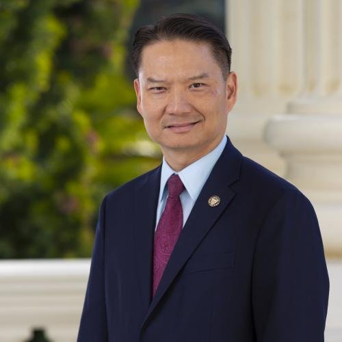 Official portrait of Tri Ta