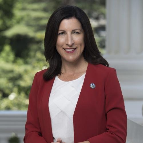 Official portrait of Cottie Petrie-Norris