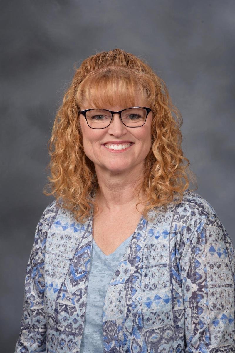 Official portrait of Susie Lara